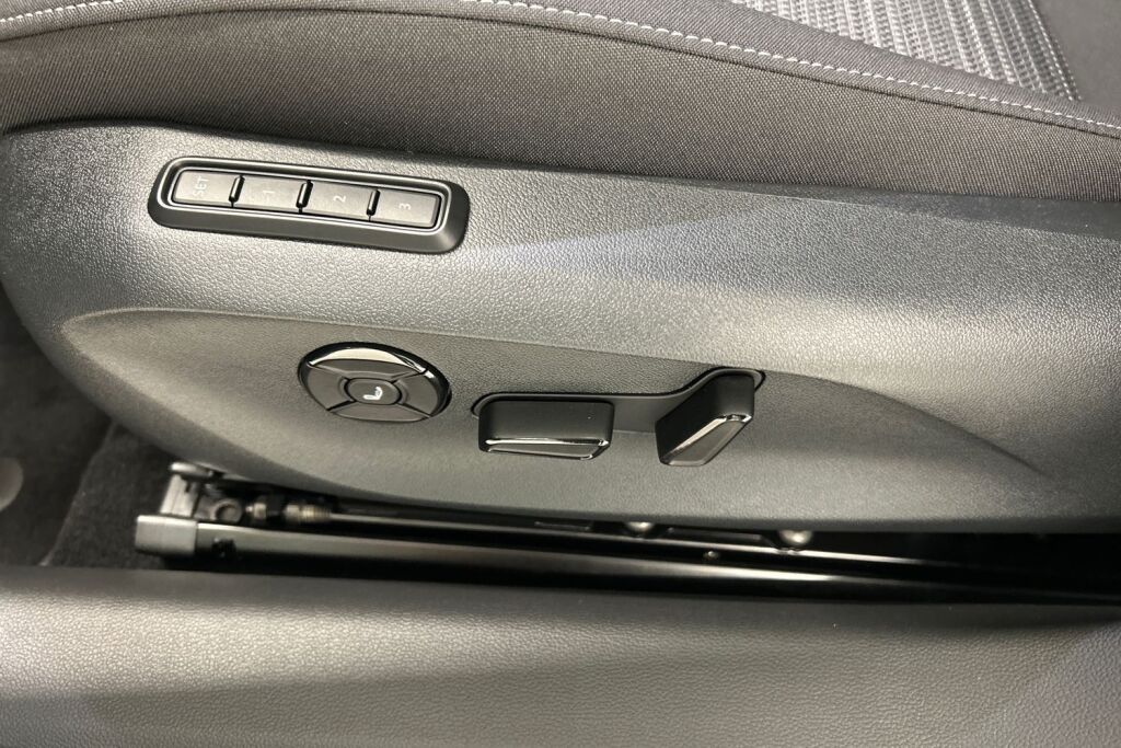 Skoda Superb 2026 Combi 1.5 TSI PHEV Style Explore DSG Autom.