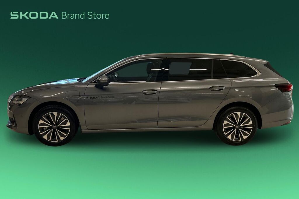 Skoda Superb 2026 Combi 1.5 TSI PHEV Style Explore DSG Autom.