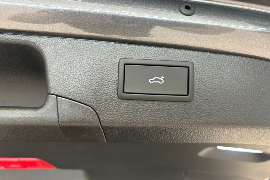 Skoda Superb 2026 Combi 1.5 TSI PHEV Style Explore DSG Autom.