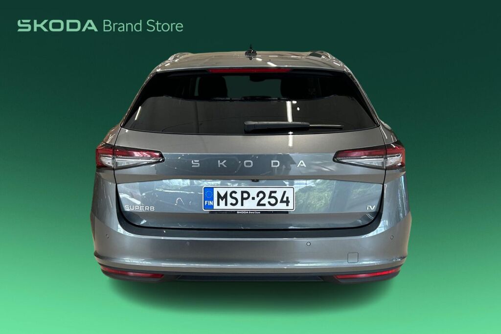 Skoda Superb 2026 Combi 1.5 TSI PHEV Style Explore DSG Autom.