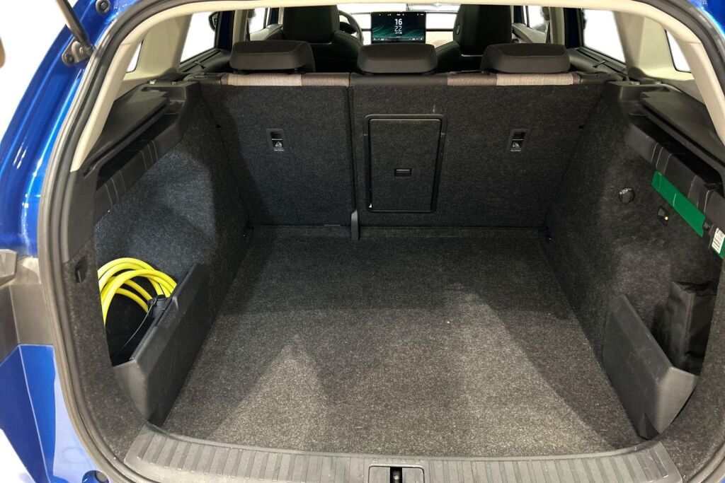 SKODA ENYAQ 2021 80 Launch Edition iV