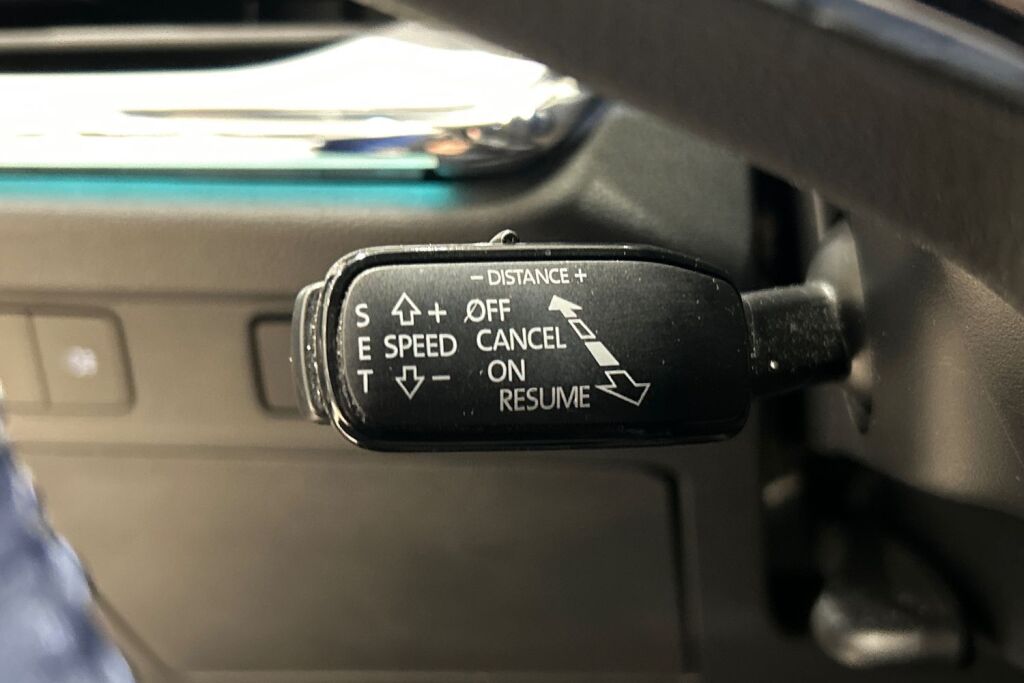 SKODA ENYAQ 2021 80 Launch Edition iV