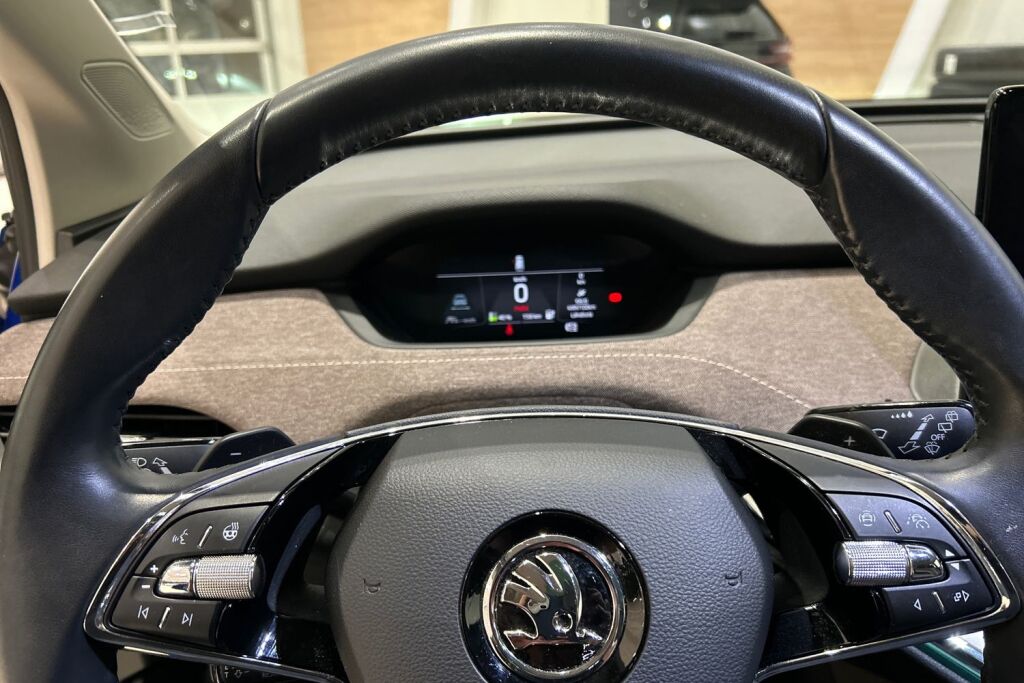 SKODA ENYAQ 2021 80 Launch Edition iV