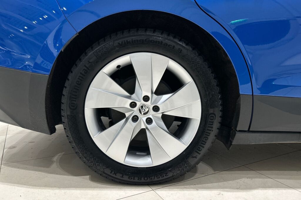 SKODA ENYAQ 2021 80 Launch Edition iV