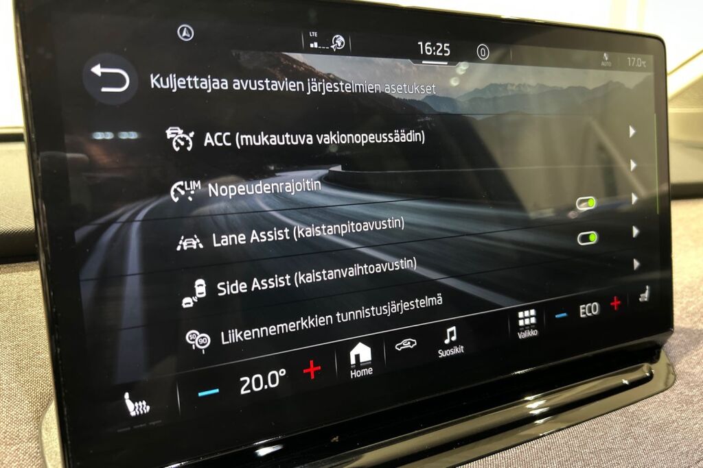 SKODA ENYAQ 2021 80 Launch Edition iV