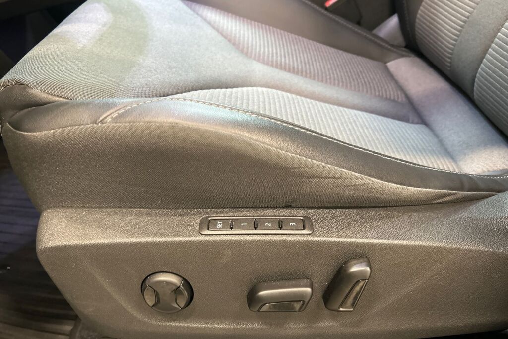 Skoda Enyaq 2021 60 Launch Edition iV