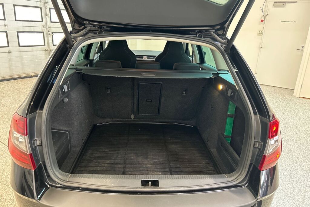 SKODA OCTAVIA 2018 Combi 1,5 TSI Style DSG Autom.