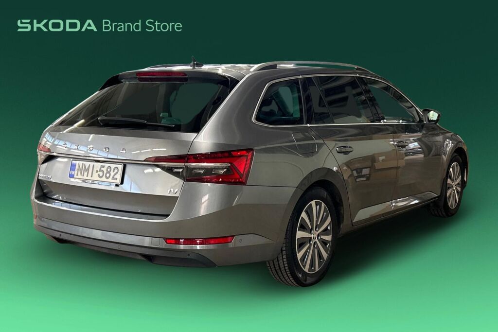 SKODA SUPERB 2022 Combi 1.4 TSI PHEV Style iV DSG Autom.