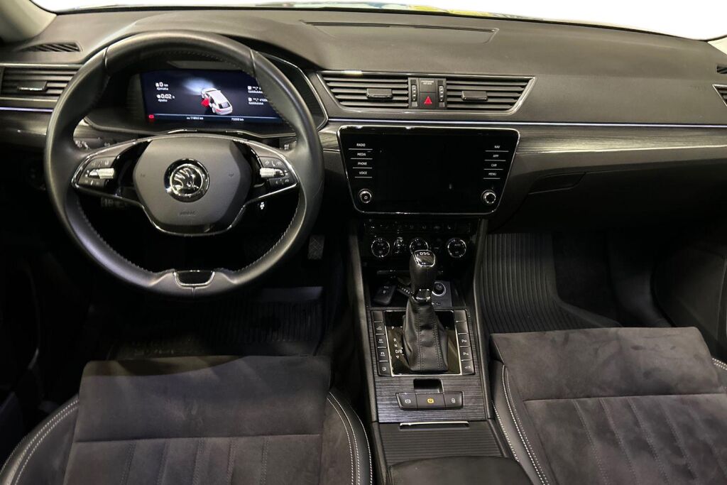 SKODA SUPERB 2022 Combi 1.4 TSI PHEV Style iV DSG Autom.