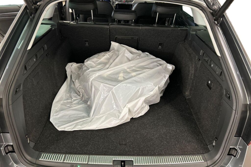 SKODA SUPERB 2022 Combi 1.4 TSI PHEV Style iV DSG Autom.