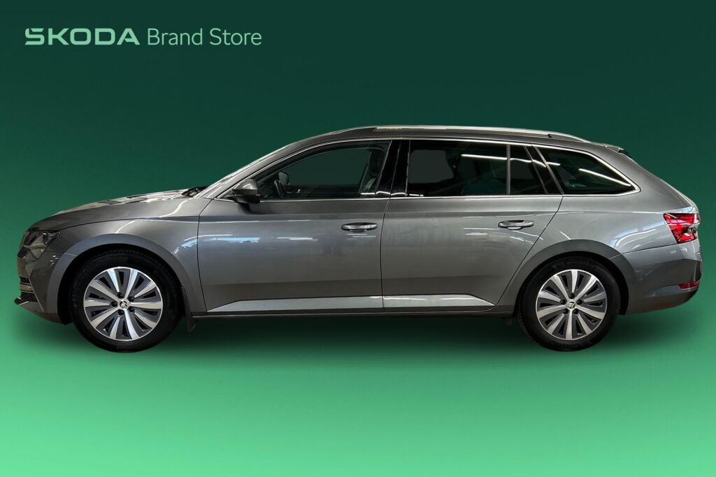 SKODA SUPERB 2022 Combi 1.4 TSI PHEV Style iV DSG Autom.