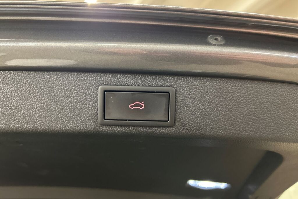 SKODA SUPERB 2022 Combi 1.4 TSI PHEV Style iV DSG Autom.