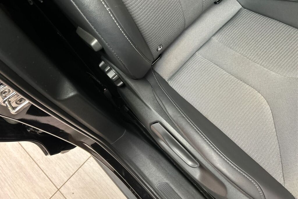 Skoda Enyaq 2021 80 Launch Edition iV