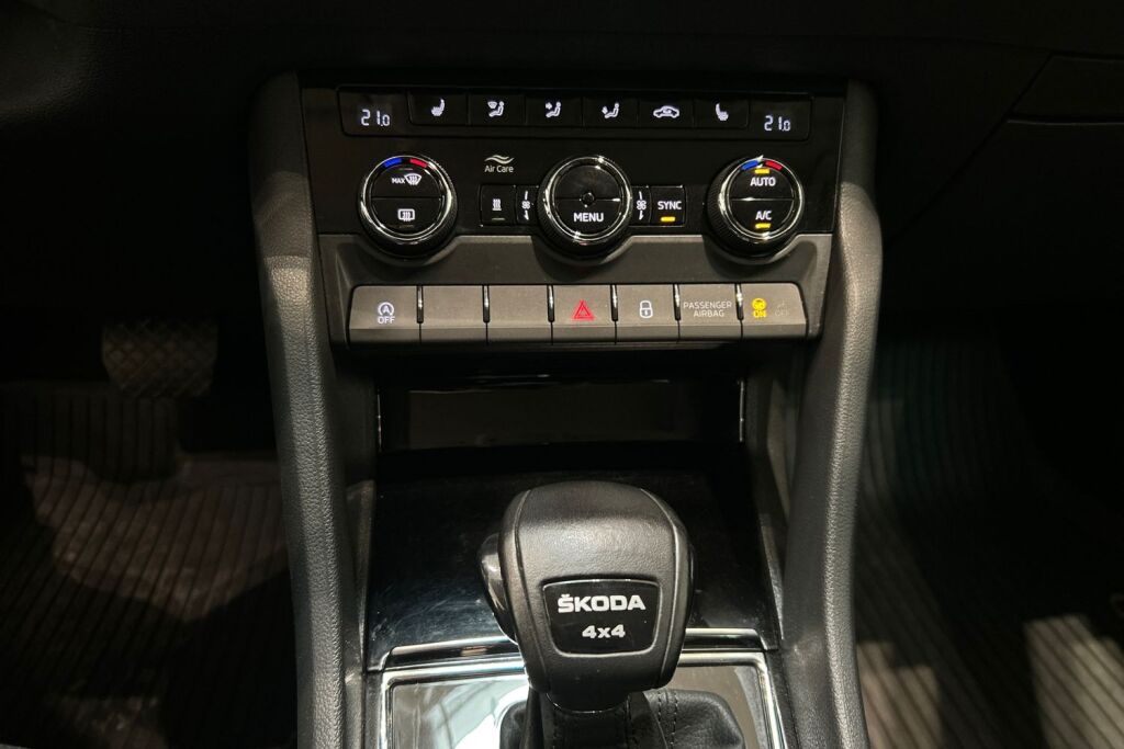 Skoda Karoq 2022 2.0 TDI 150 4x4 Ambition DSG Autom.