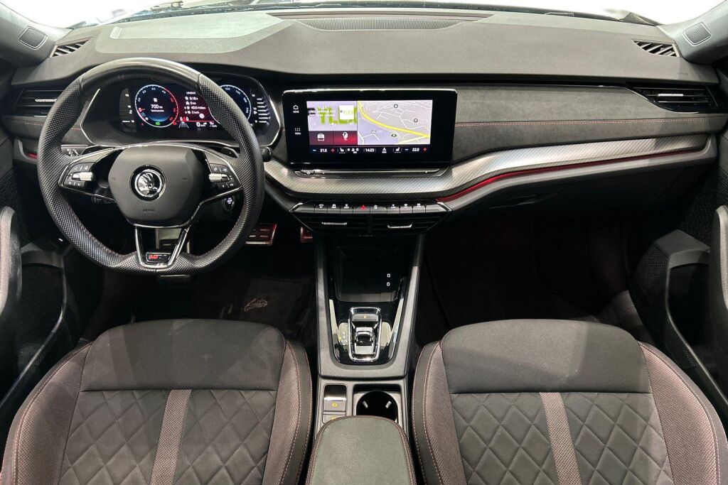 Skoda Octavia 2023 Combi 2.0 TDI 200 RS DSG Autom.