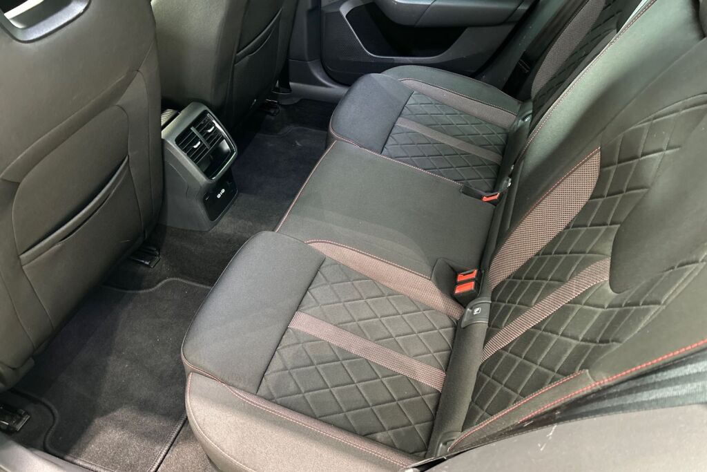 Skoda Octavia 2023 Combi 2.0 TDI 200 RS DSG Autom.