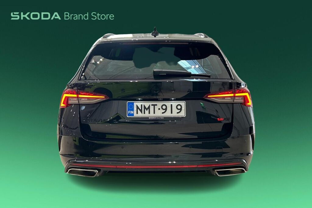 Skoda Octavia 2023 Combi 2.0 TDI 200 RS DSG Autom.