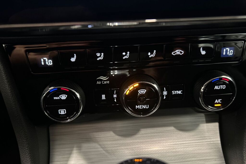 Skoda Superb 2023 Combi 1.5 TSI ACT Ambition BusinessLine DSG Autom.