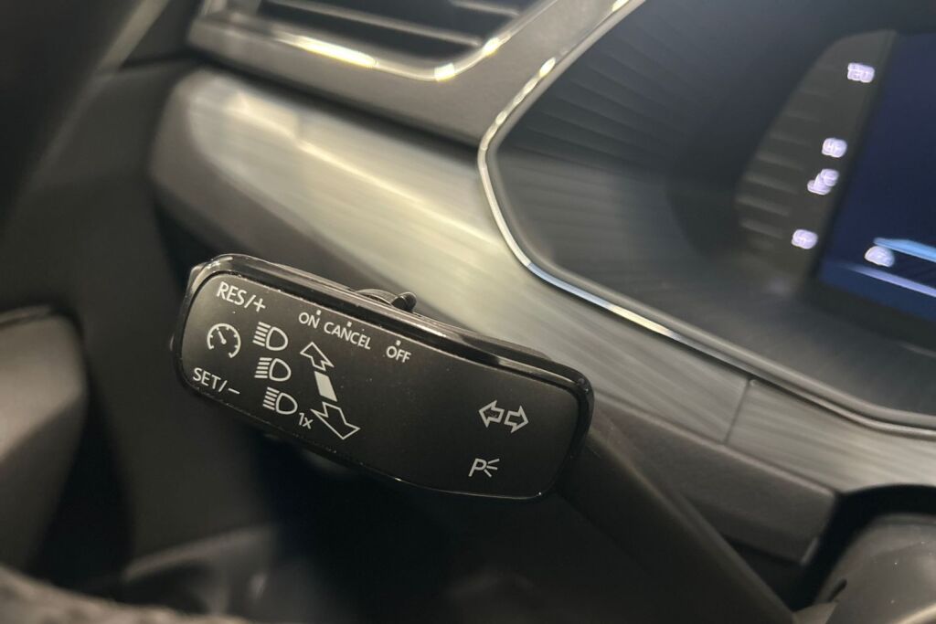 Skoda Superb 2023 Combi 1.5 TSI ACT Ambition BusinessLine DSG Autom.