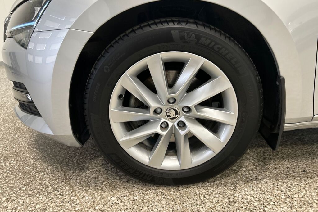 Skoda Superb 2023 Combi 1.5 TSI ACT Ambition BusinessLine DSG Autom.