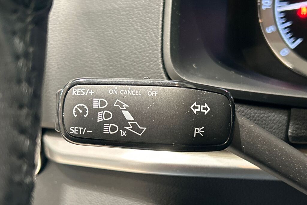 Skoda Karoq 2022 2.0 TDI 150 4x4 Ambition DSG Autom.