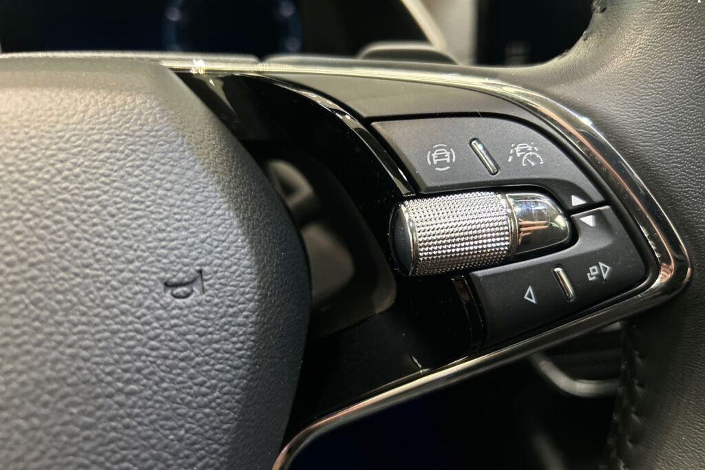 SKODA OCTAVIA 2022 Combi 1.5 TSI Style eTEC DSG Autom.