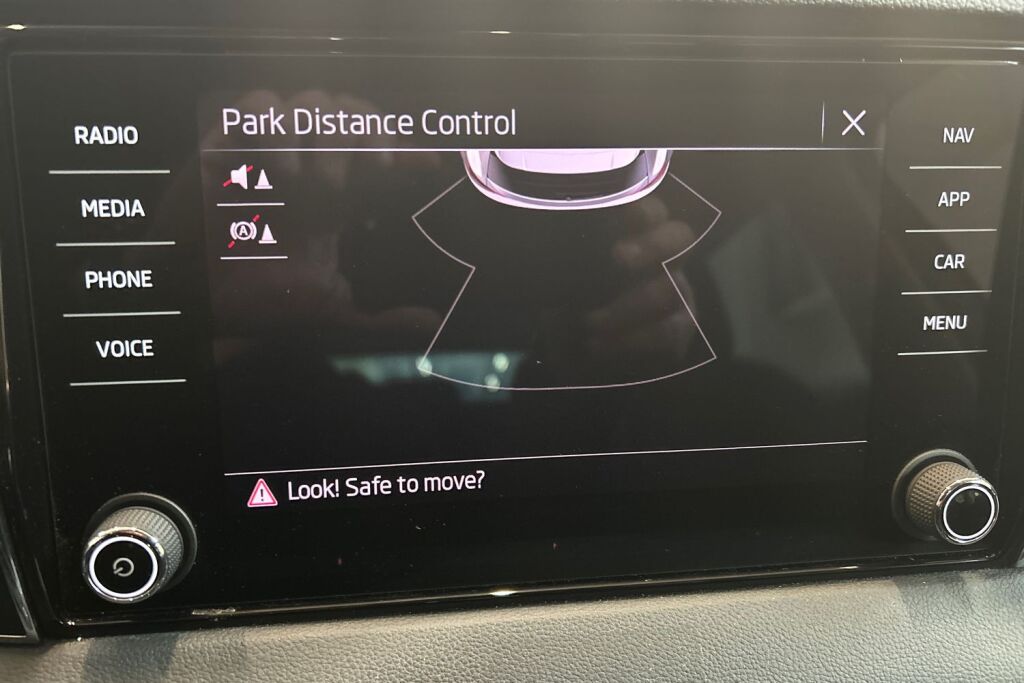 Skoda Karoq 2023 2.0 TDI 150 4x4 Ambition DSG Autom.