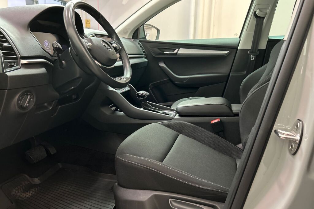Skoda Karoq 2023 1.5 TSI Ambition DSG Autom.