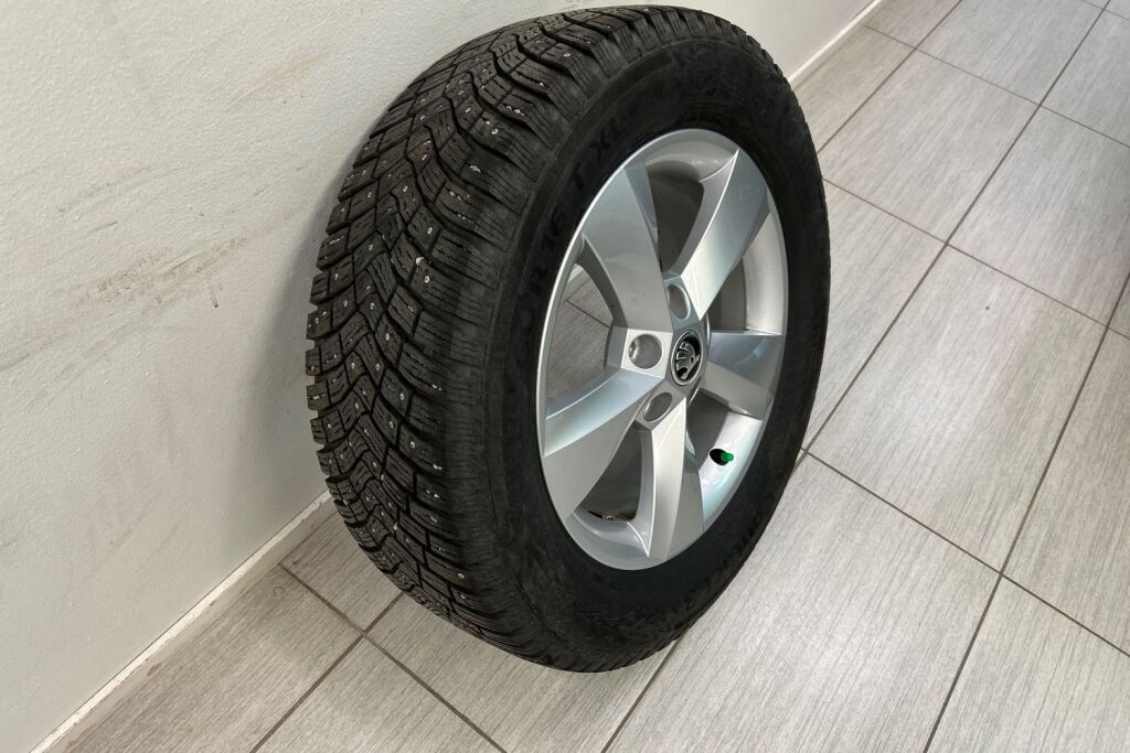 Skoda Karoq 2023 1.5 TSI Ambition DSG Autom.