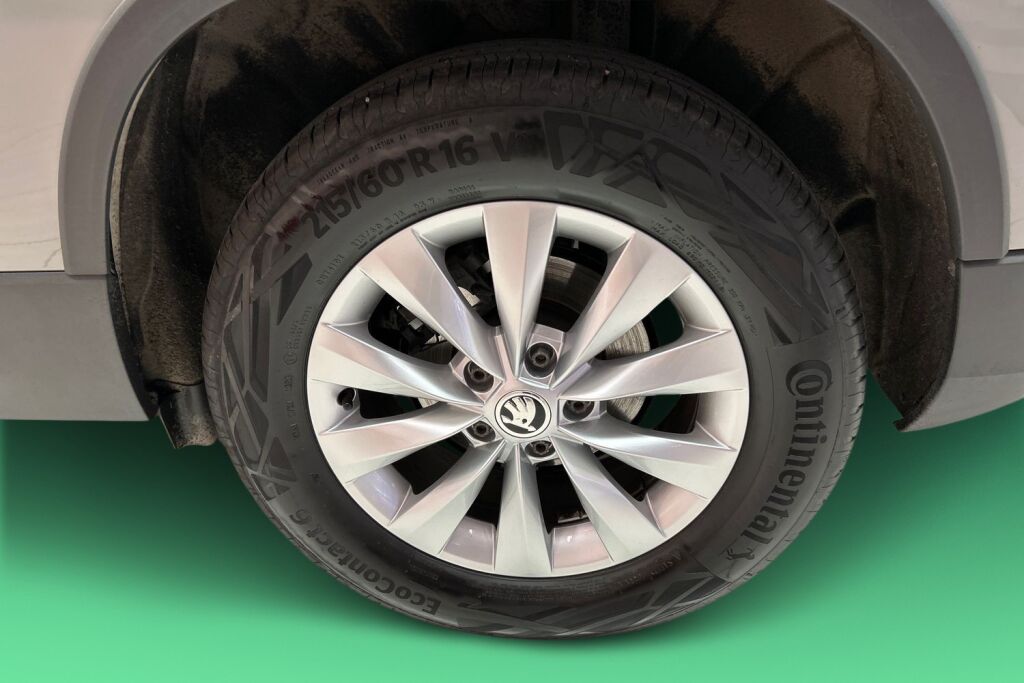 Skoda Karoq 2023 1.5 TSI Ambition DSG Autom.