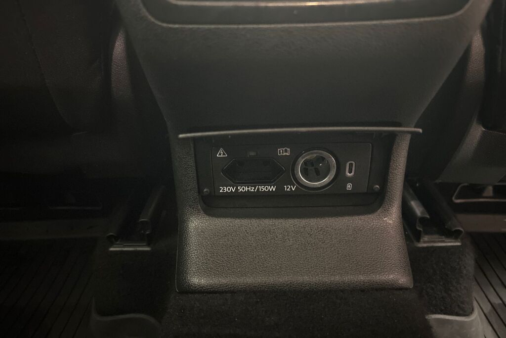 Skoda Karoq 2023 1.5 TSI Ambition DSG Autom.