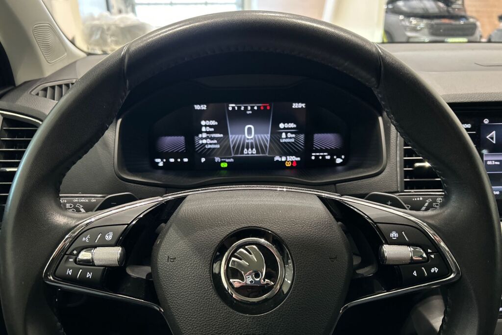 Skoda Karoq 2023 1.5 TSI Ambition DSG Autom.