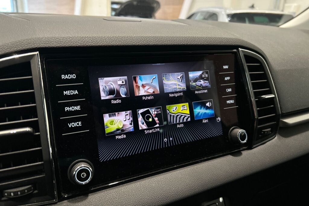 Skoda Karoq 2023 1.5 TSI Ambition DSG Autom.