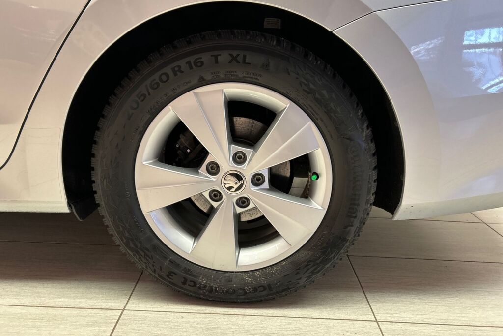 SKODA Octavia 2023 Combi 1.5 TSI Ambition eTEC DSG Autom.