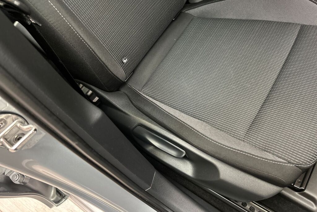 SKODA Octavia 2023 Combi 1.5 TSI Ambition eTEC DSG Autom.