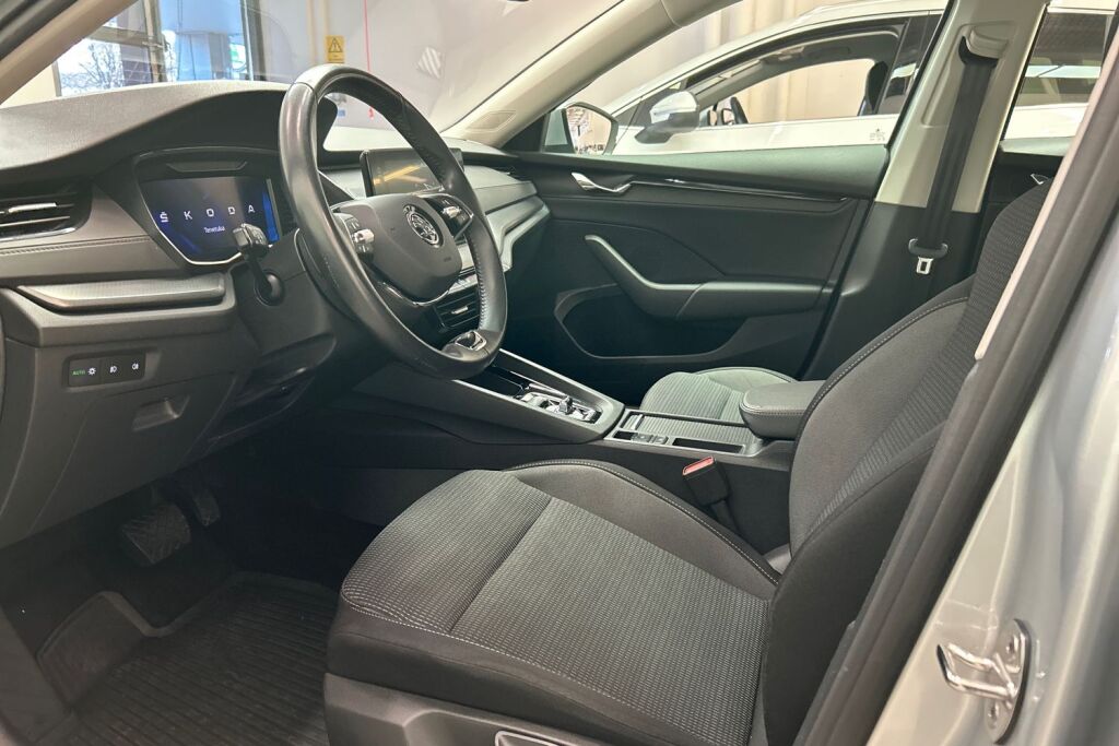 SKODA Octavia 2023 Combi 1.5 TSI Ambition eTEC DSG Autom.