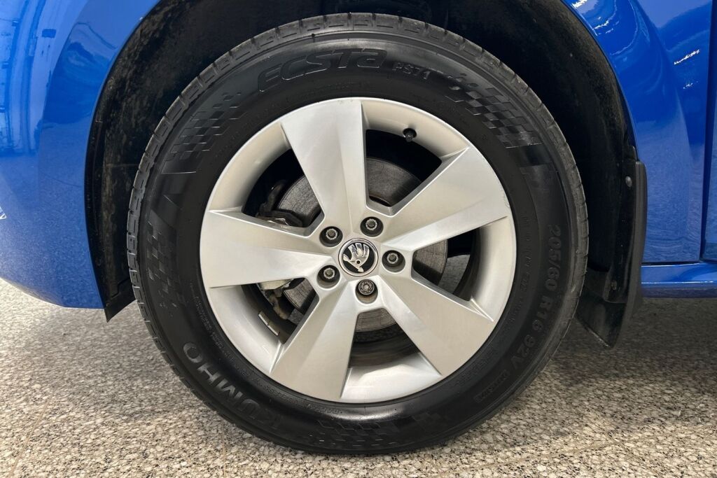 Skoda Kamiq 2023 1.5 TSI Ambition DSG Autom.