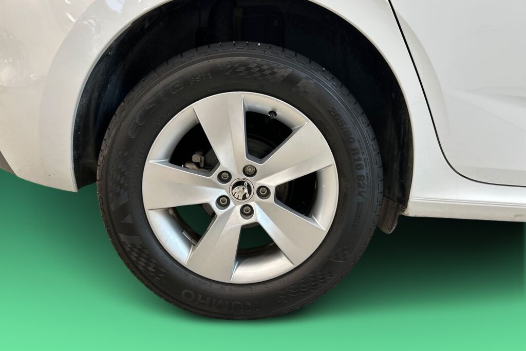 Skoda Kamiq 2023 1.5 TSI Ambition DSG Autom.