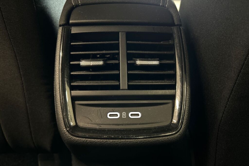 Skoda Kamiq 2023 1.5 TSI Ambition DSG Autom.
