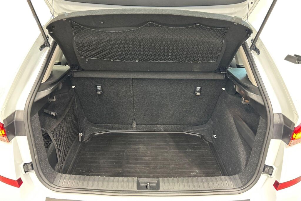 Skoda Kamiq 2023 1.5 TSI Ambition DSG Autom.