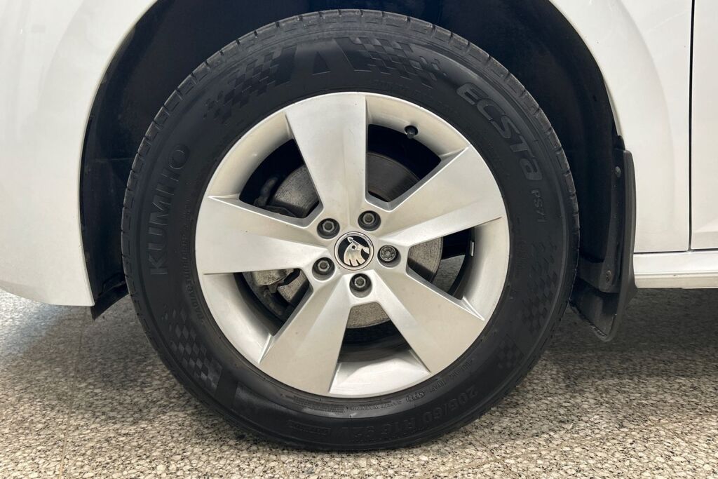 Skoda Kamiq 2023 1.5 TSI Ambition DSG Autom.