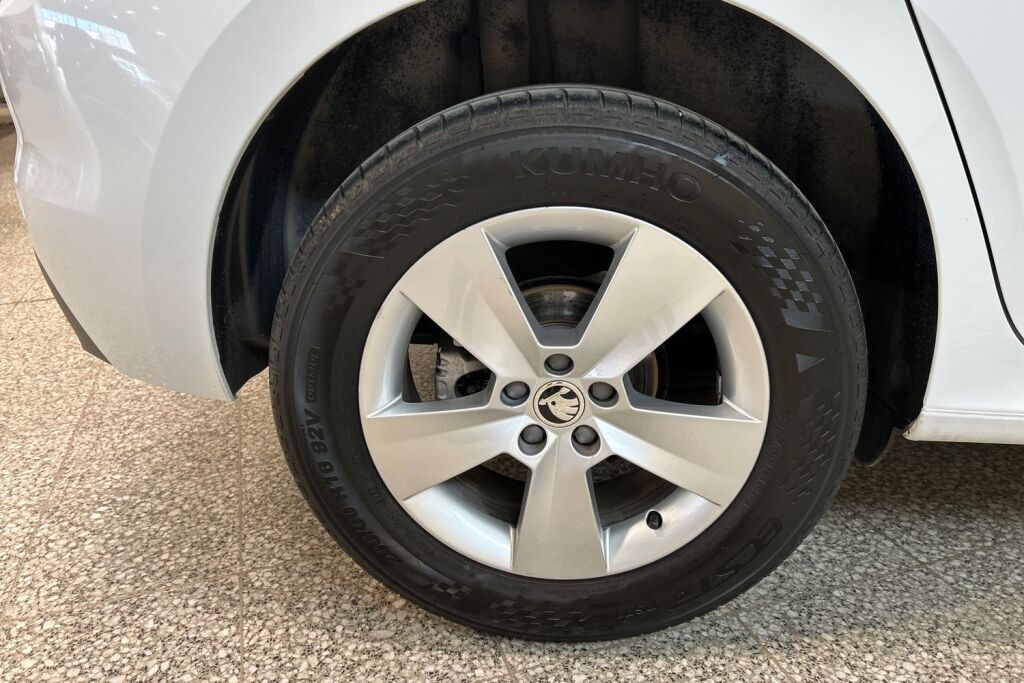 Skoda Kamiq 2023 1.5 TSI Ambition DSG Autom.