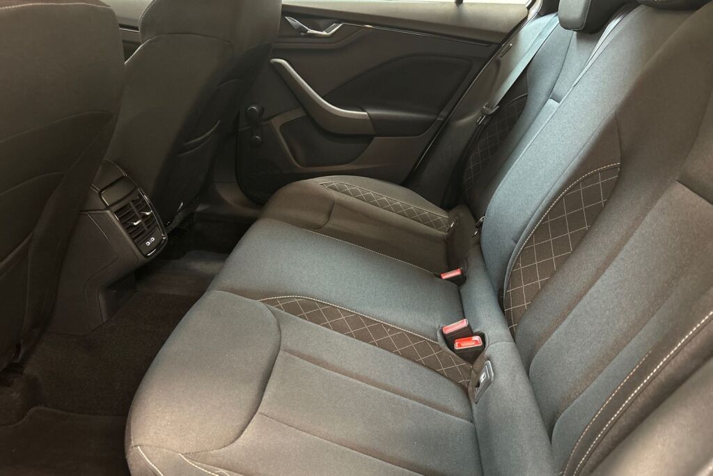 Skoda Kamiq 2023 1.5 TSI Ambition DSG Autom.