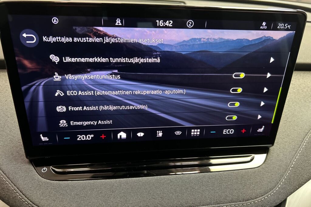Skoda Enyaq 2023 Coupe 80x 4x4 Style iV