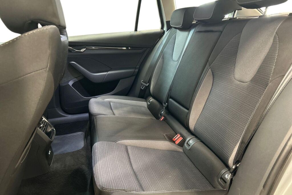 Skoda Octavia 2023 Combi 1.5 TSI Ambition eTEC DSG Autom.