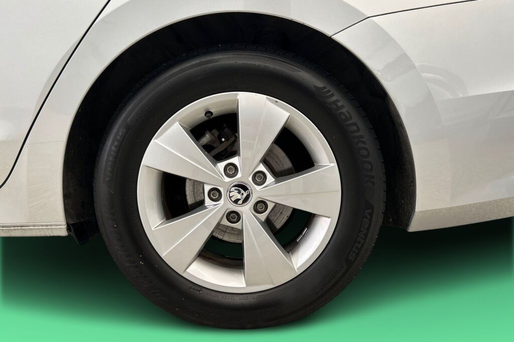 Skoda Octavia 2023 Combi 1.5 TSI Ambition eTEC DSG Autom.