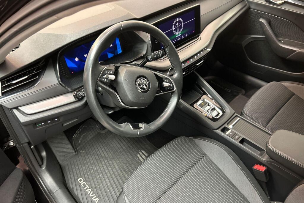 Skoda Octavia 2023 Combi 1.5 TSI Ambition eTEC DSG Autom.