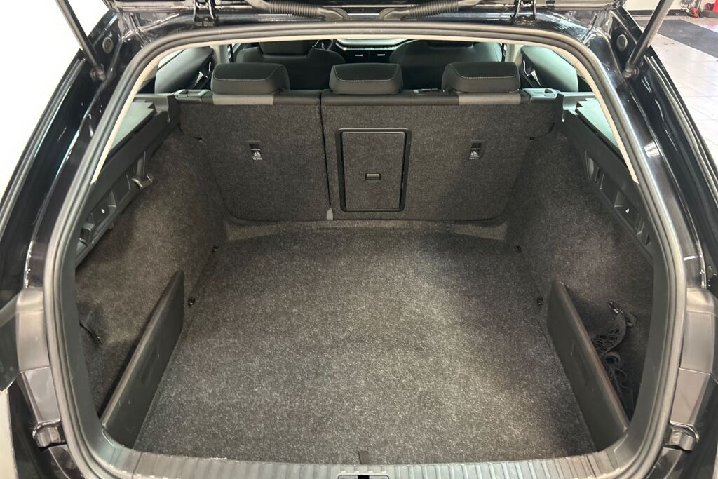Skoda Octavia 2023 Combi 1.5 TSI Ambition eTEC DSG Autom.