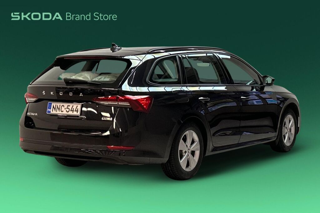 Skoda Octavia 2023 Combi 1.5 TSI Ambition eTEC DSG Autom.