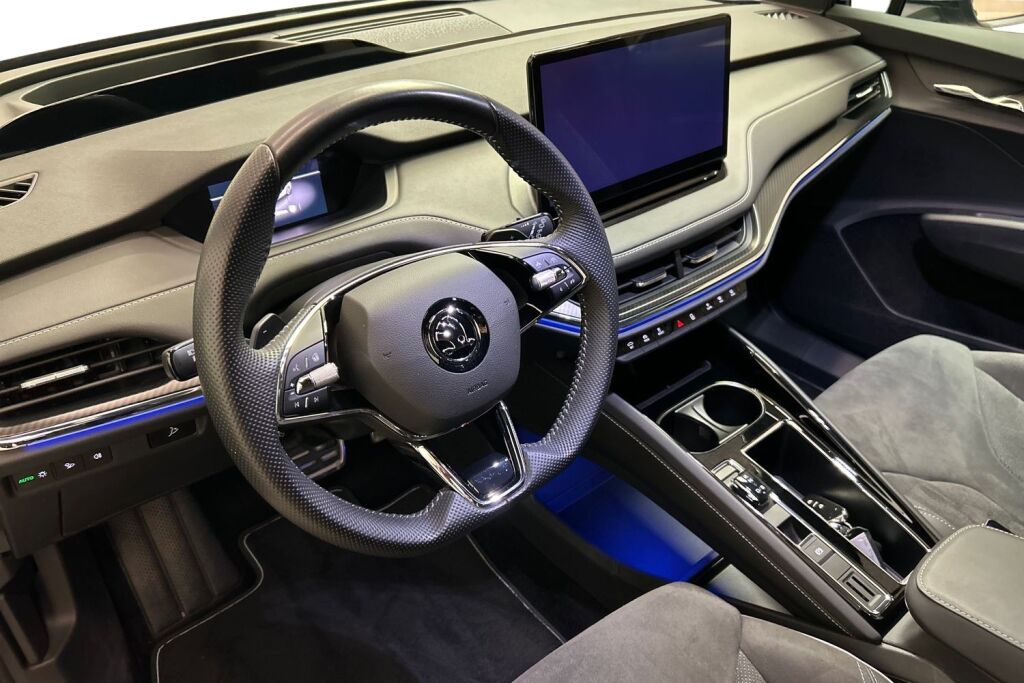 Skoda Enyaq 2024 80x 4x4 SportLine Business iV